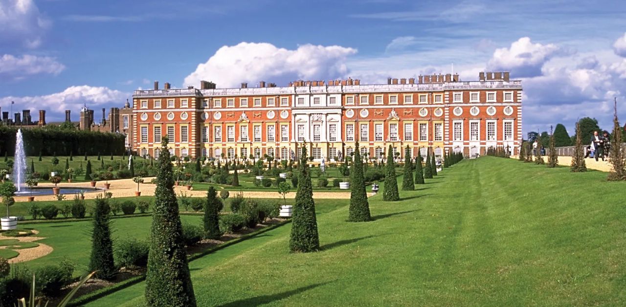 Cargojet Airlines Middlesex Office in UK